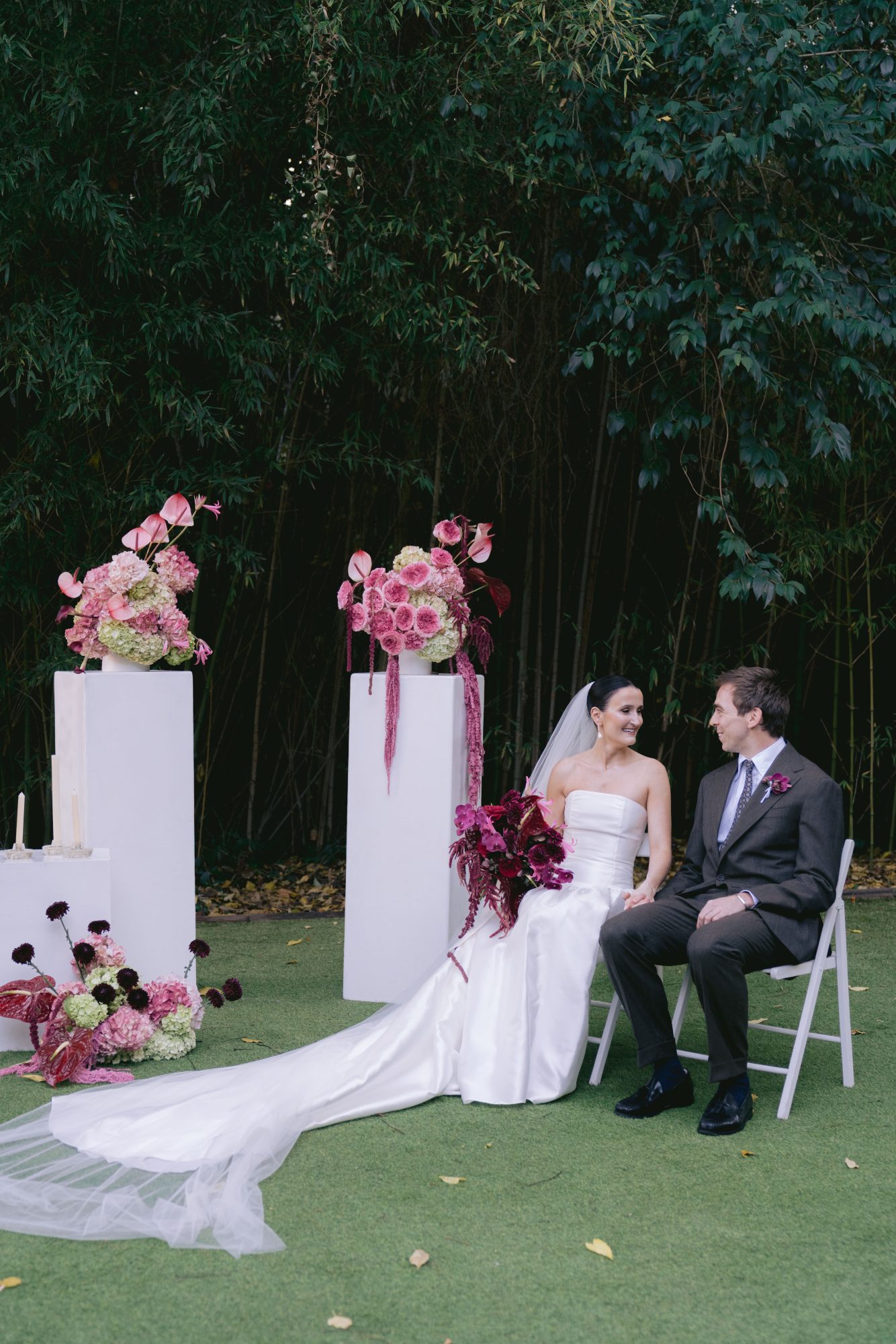 Elegant Minimalism in Weddings